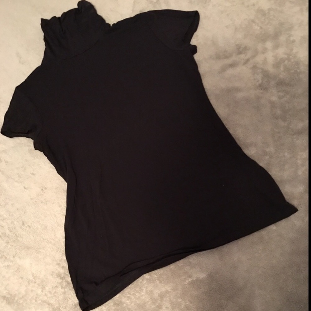 H&M: Cap Sleeve Mockneck